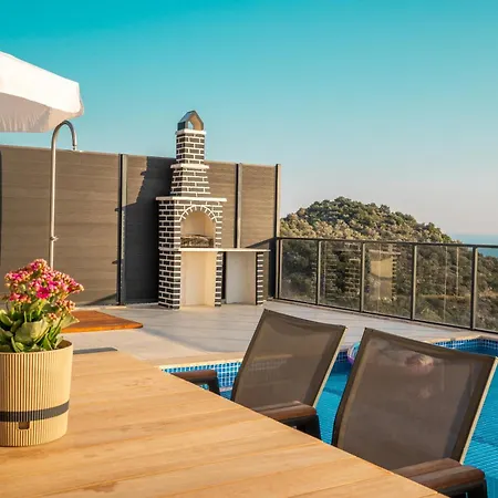 Villa The Moon Kas